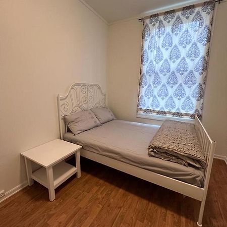 Room In Central Location Осло Екстериор снимка
