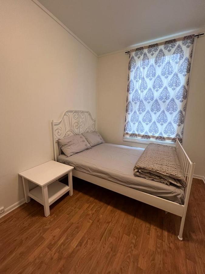 Room In Central Location Осло Екстериор снимка