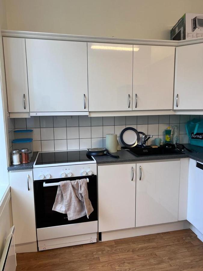 Room In Central Location Осло Екстериор снимка
